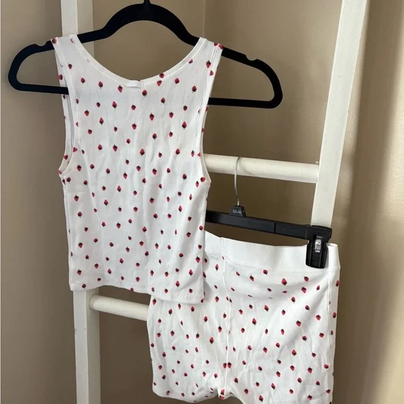 SKIMS Strawberry 🍓Set - Picture 6 of 6